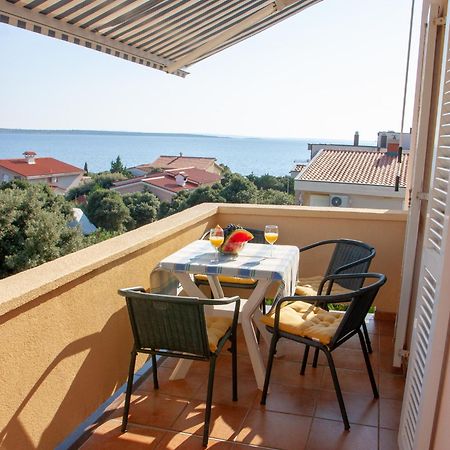 Apartments Villa Ana Мандре Экстерьер фото