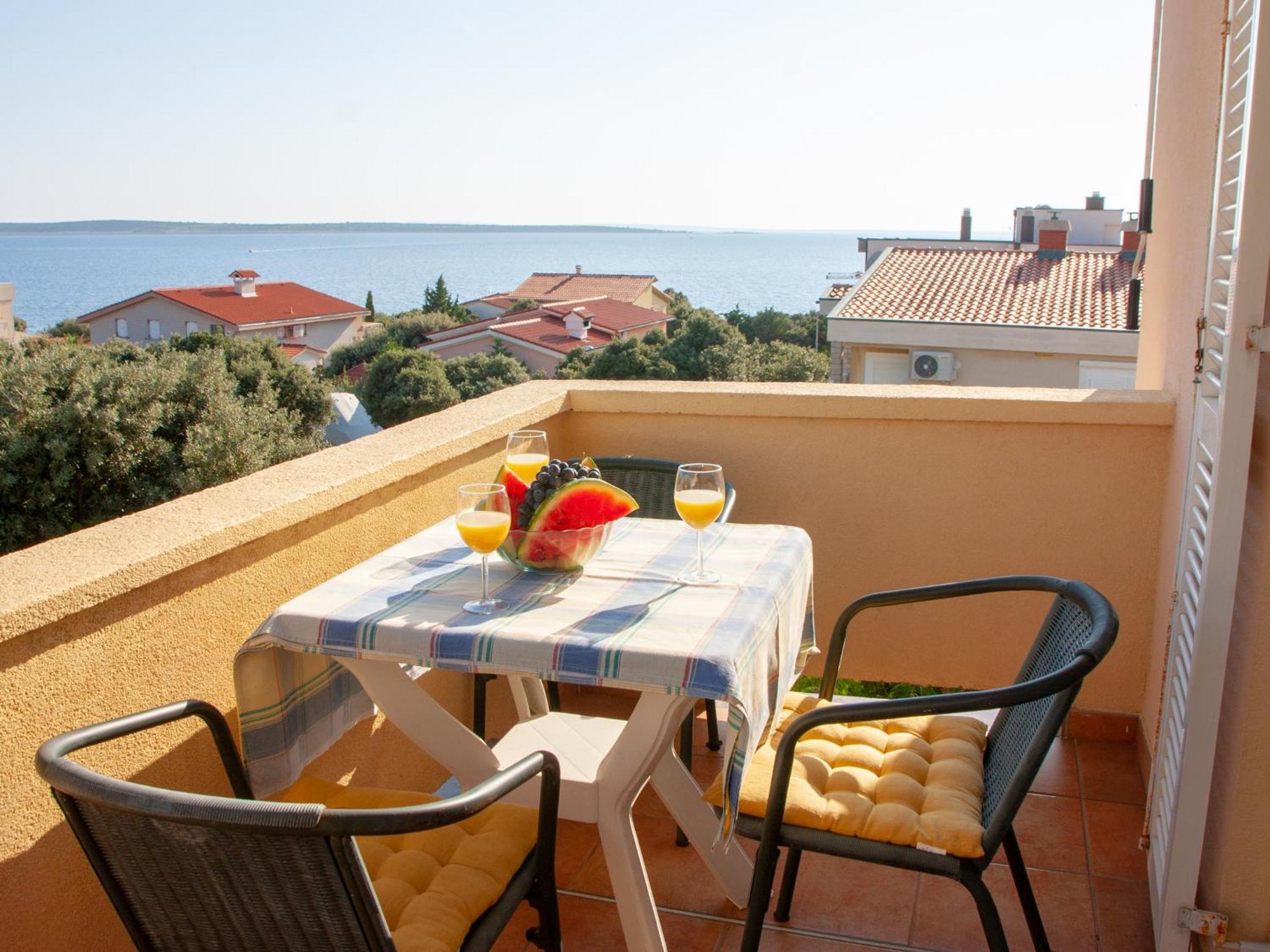 Apartments Villa Ana Мандре Экстерьер фото