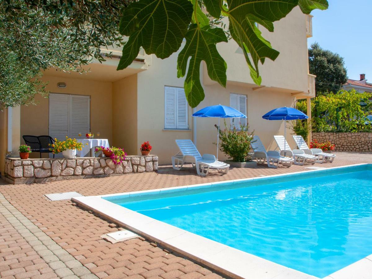 Apartments Villa Ana Мандре Экстерьер фото